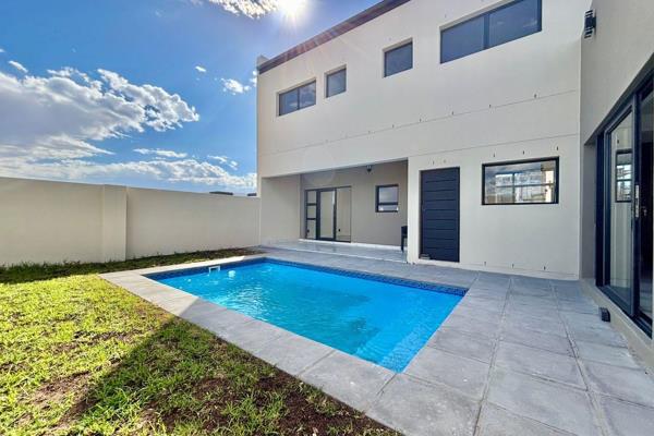 4 Bedroom Property for Sale in Sandown Western Cape